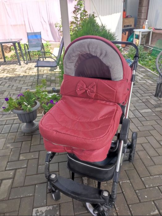 Коляска прогулочная