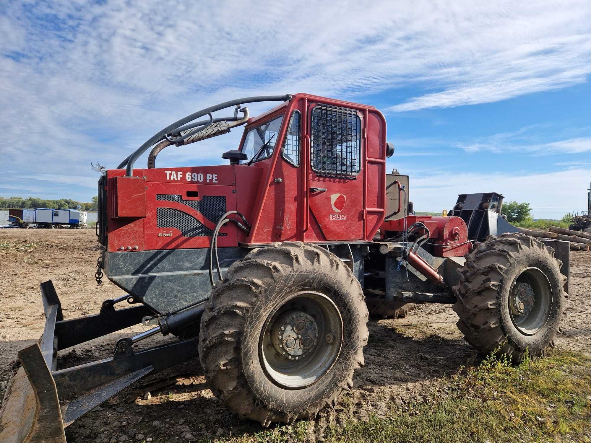 Taf Perkins 690 PE