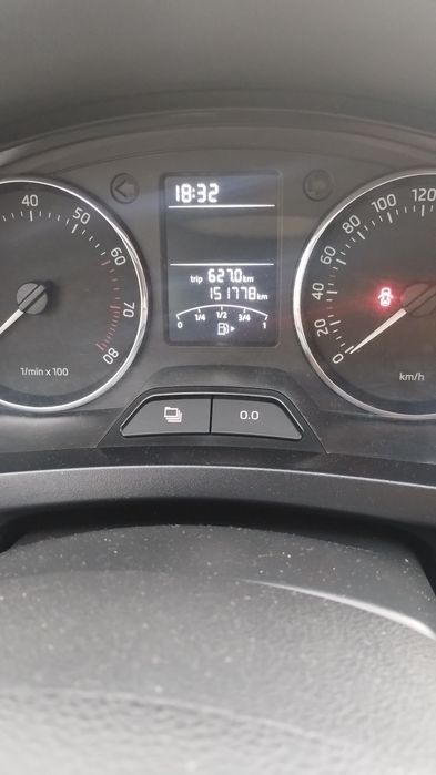 Vând Skoda Rapid preț 5200 euro