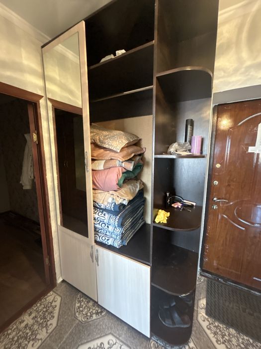 Продам шкаф для прихожей