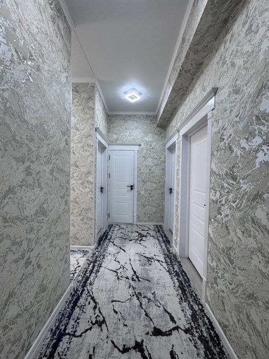 3 xonali kvartira sotiladi