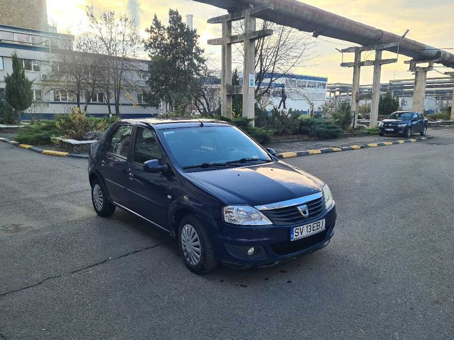 SC. vinde Dacia Logan