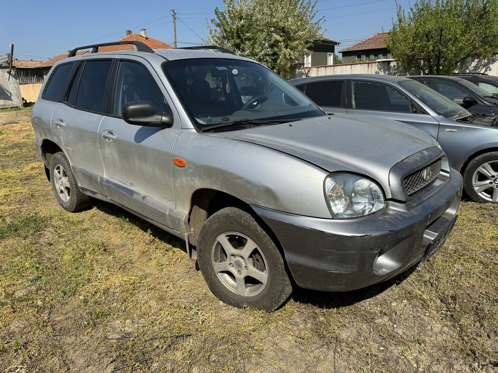 Продавм Hyundai santa fe 2.4