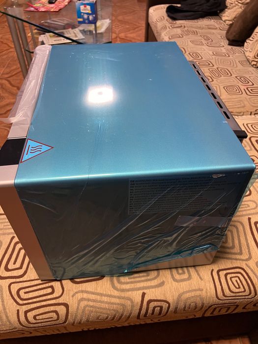 Cuptor cu microunde nou