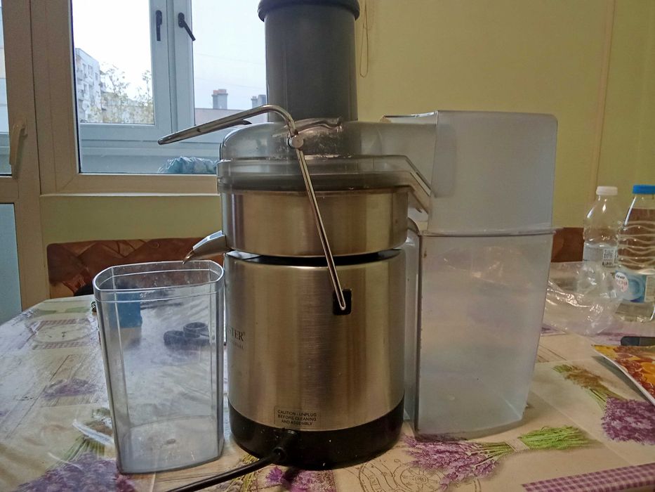 Сокоизстисквачка за твърди плодове JUICE MASTER