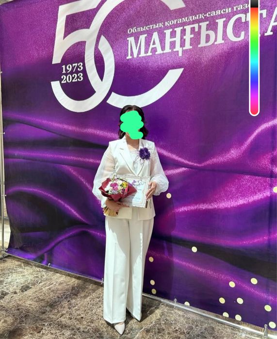 Классикалық үлгідегі екеулік - пиджак пен шалбар сатылады