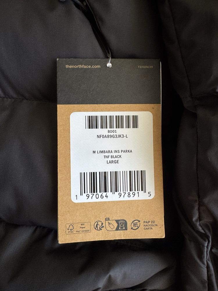 The north face оригинално яке M LIMBARA INS PARKA