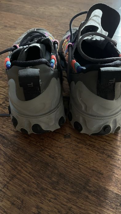 Nike React Grey theioth  Multi-Color