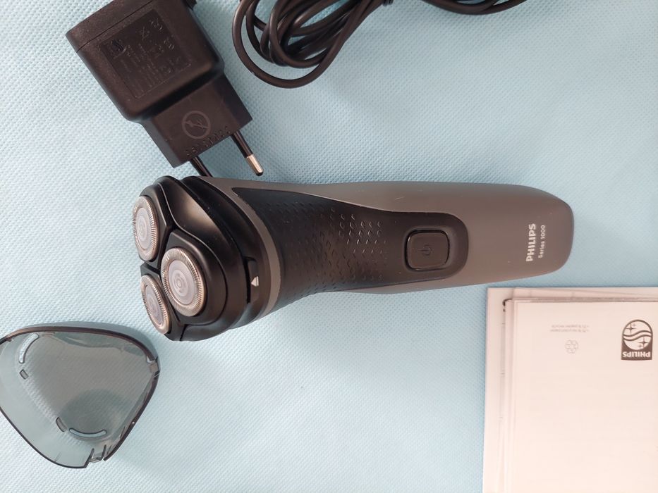 Машинка за бръснене Philips 1000