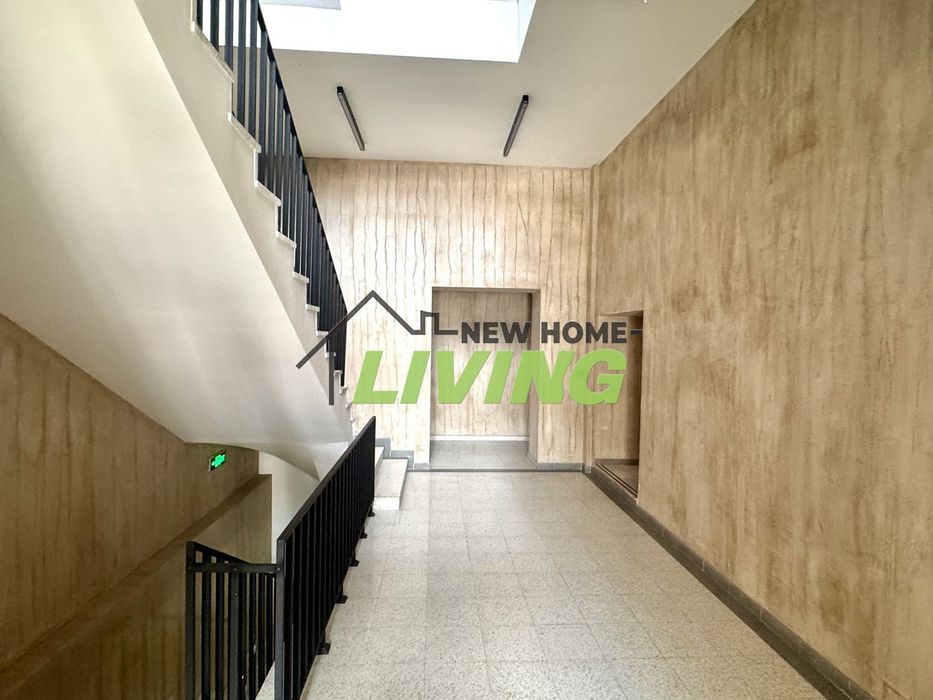 Продава се Многостаен апартамент в Пловдив, Център - 350 кв.м за 2143 €/кв.м - Снимка #9