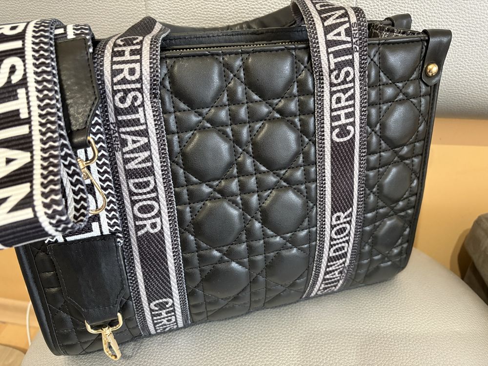 Дамска чанта Christian Dior
