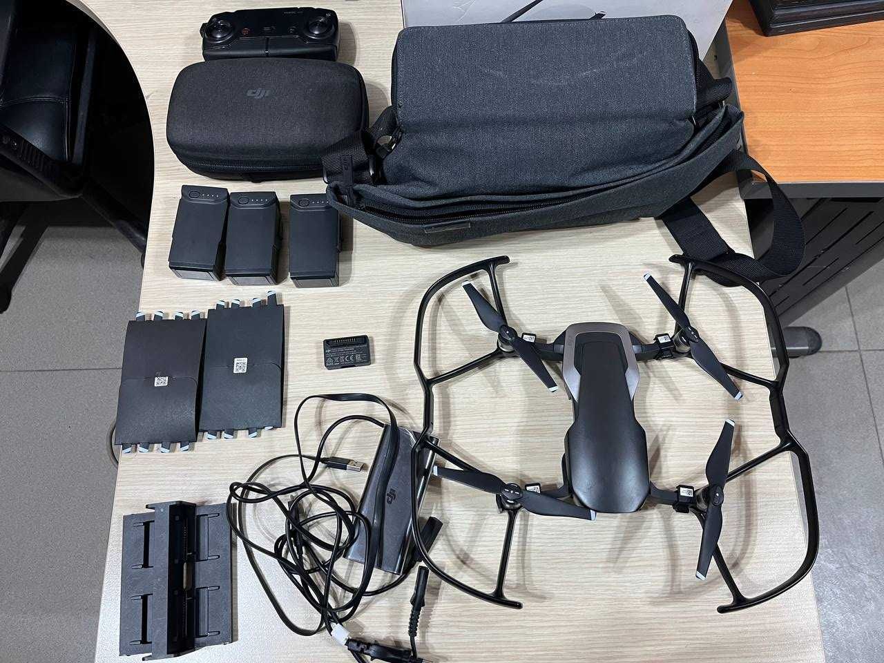 Продам DJI Mavic Air Fly More Combo