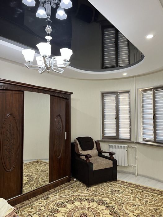 Срочно Сдаётся У.л Нукуская Ор-р 1.Натарални Пирамид 1/комнатная