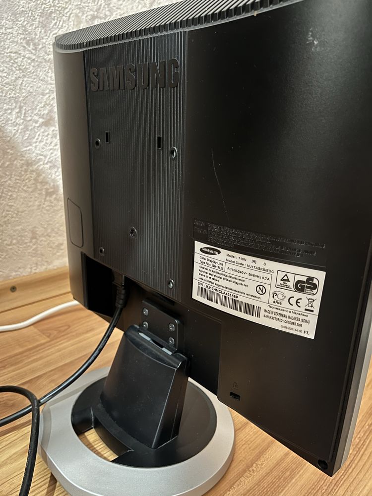 Монитор Samsung - 17 инча