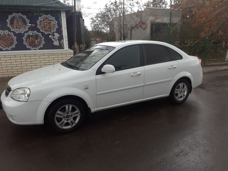 Lasetti 1.8 xoroshom sostaeni