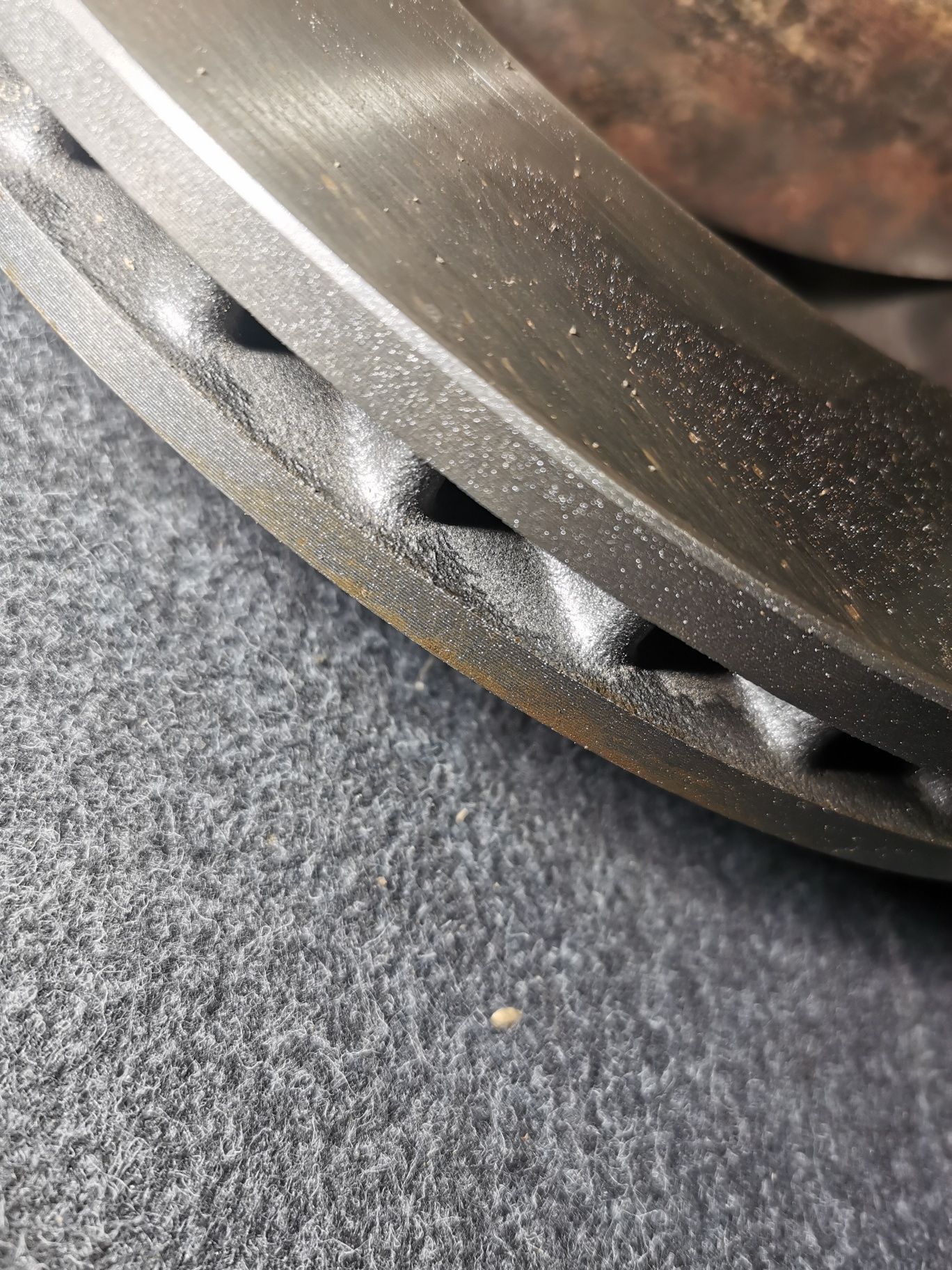 Спирачни дискове 318 мм brembo, спирачни апарати , audi a4 B9, A5, a6