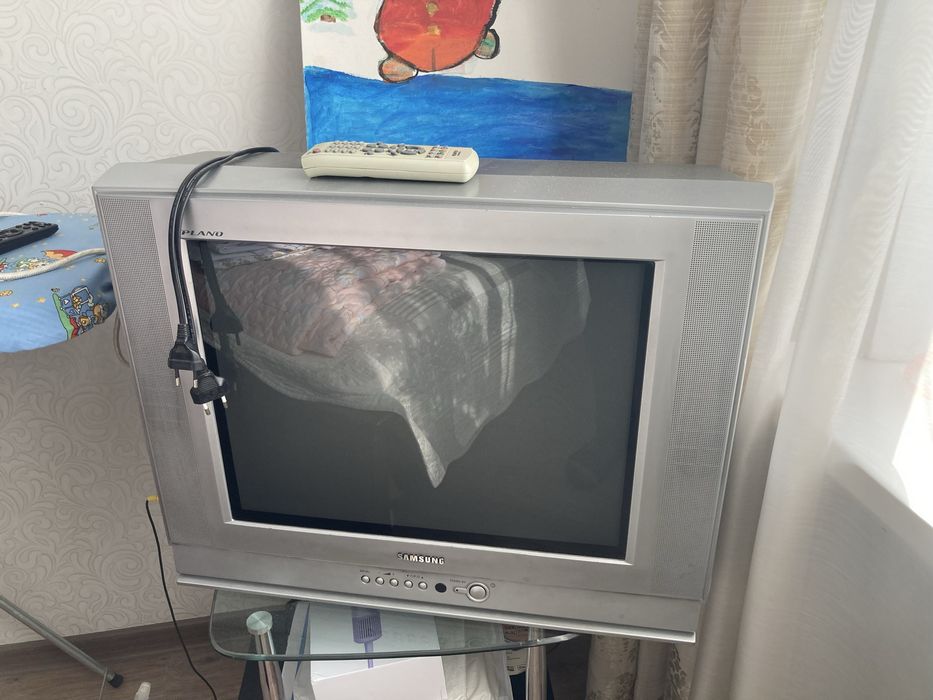 Телевизор самсунг