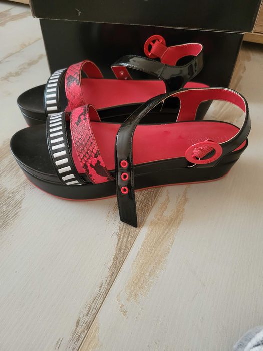 дамски сандали Desigual