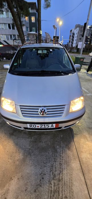 Volkswagen Sharan 1.9 TDI дизел 2002г