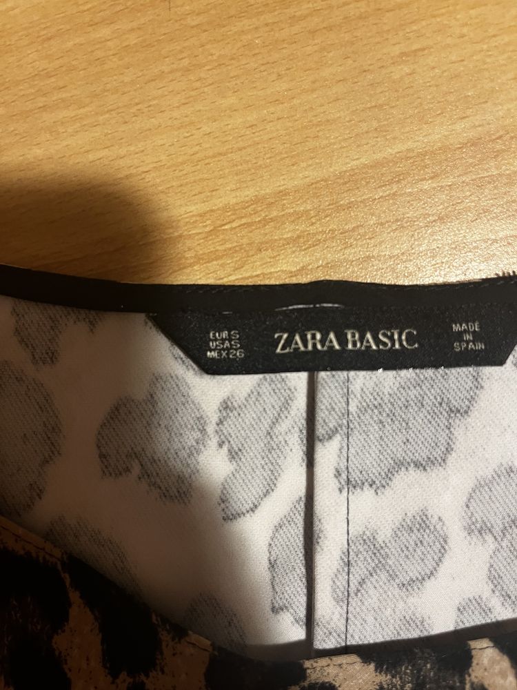 Bluză Zara cu cordon în talie