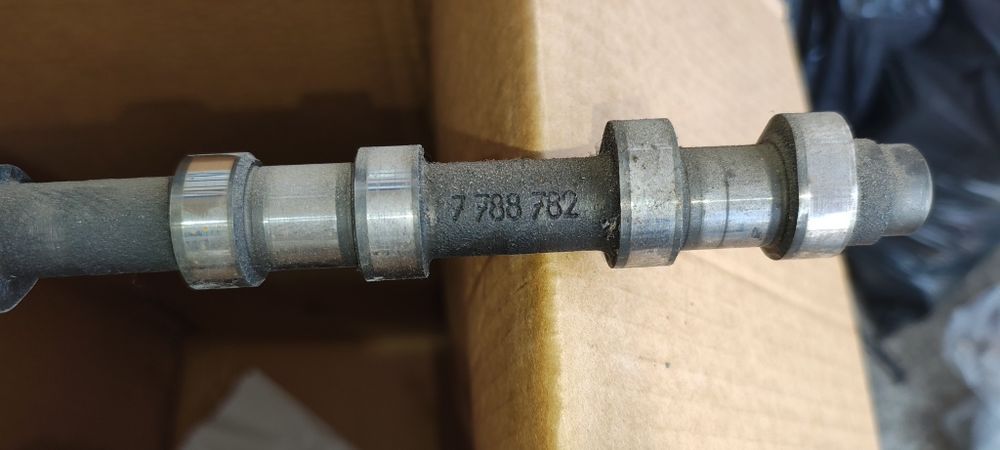 Разпределителни валове 3.0д м57 218хп