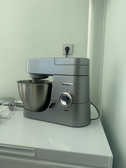 Планетарный миксер Kenwood