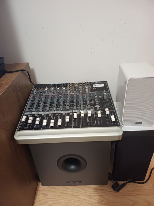 Mixer audio profesional mackie 1402 vlz3