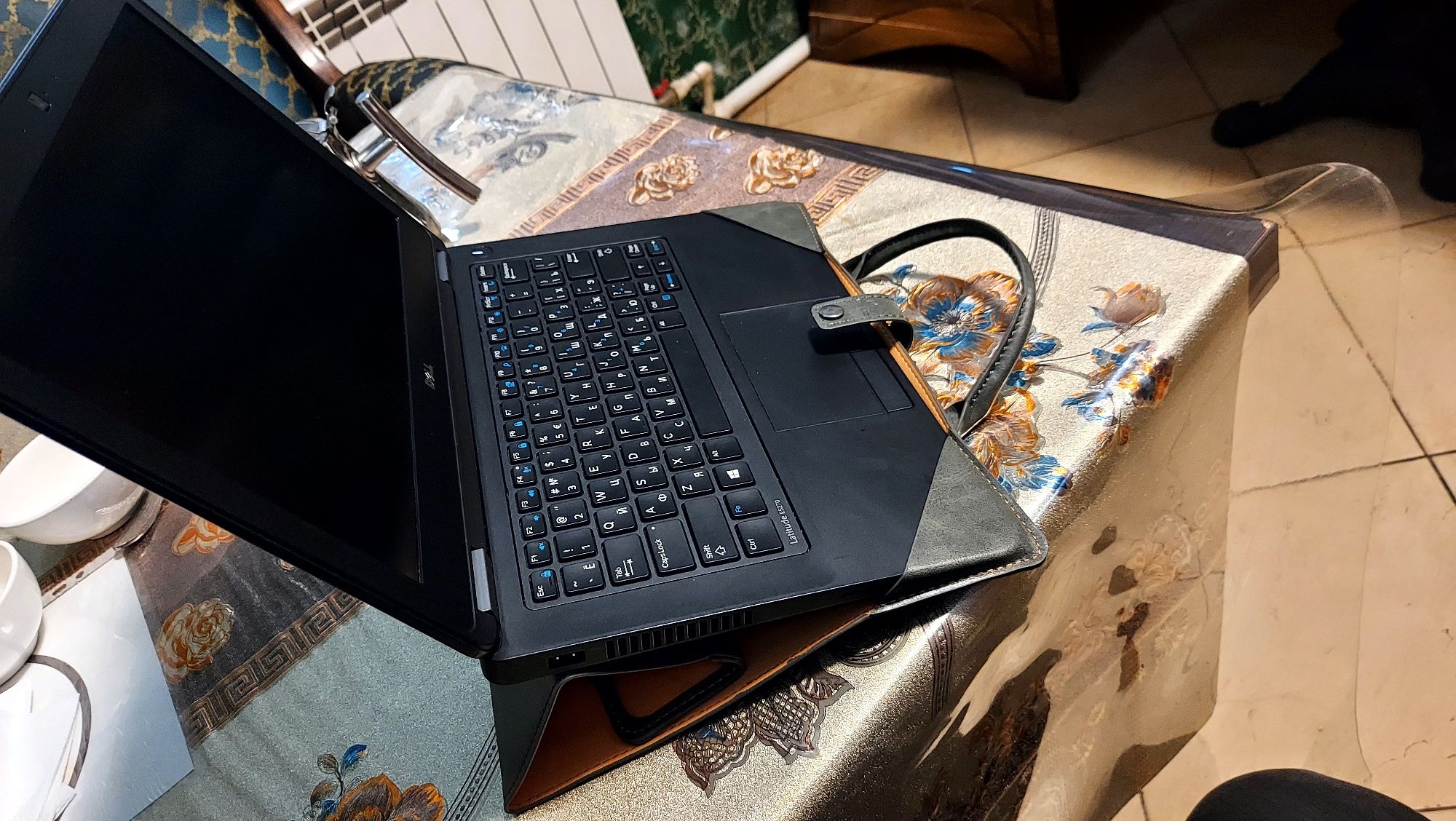 Dell Latitude E5270