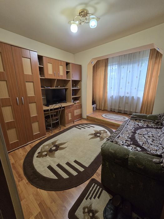 Vând apartament 2 camere