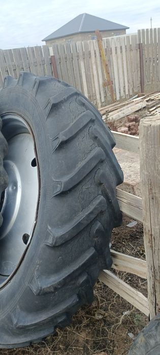 Продам колеса на трактор
