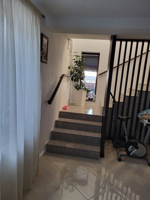 De vanzare casa zona Unirea- Odobesti
