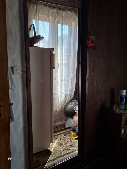 Продавам  двуетажна къща