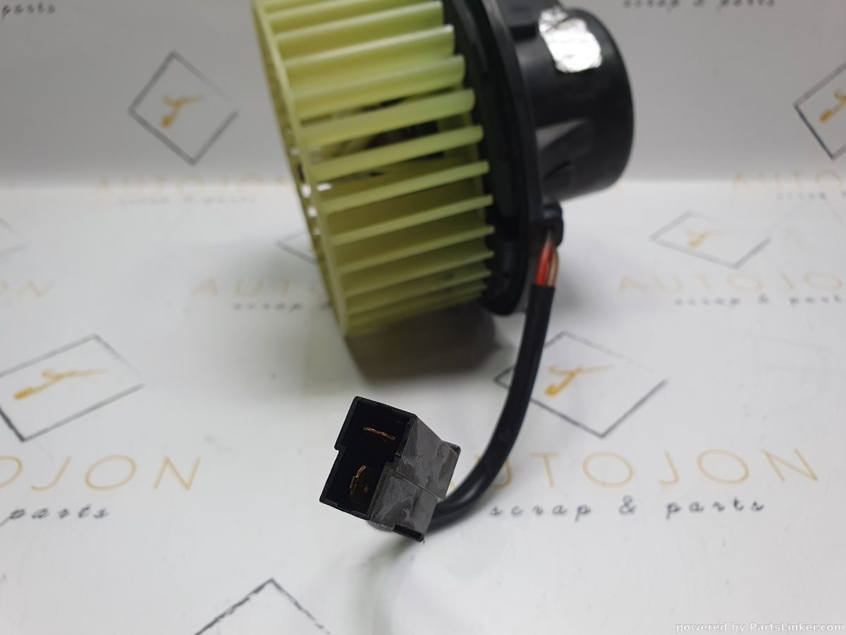 Climatizare AUDI A4 Saloon (8D2, B5) [ 1994 - 2001 ] 1.6 (ADP, AHL, ANA, ARM) 74KW|100HP OEM 8D1819021B / 8D1 819 021 B