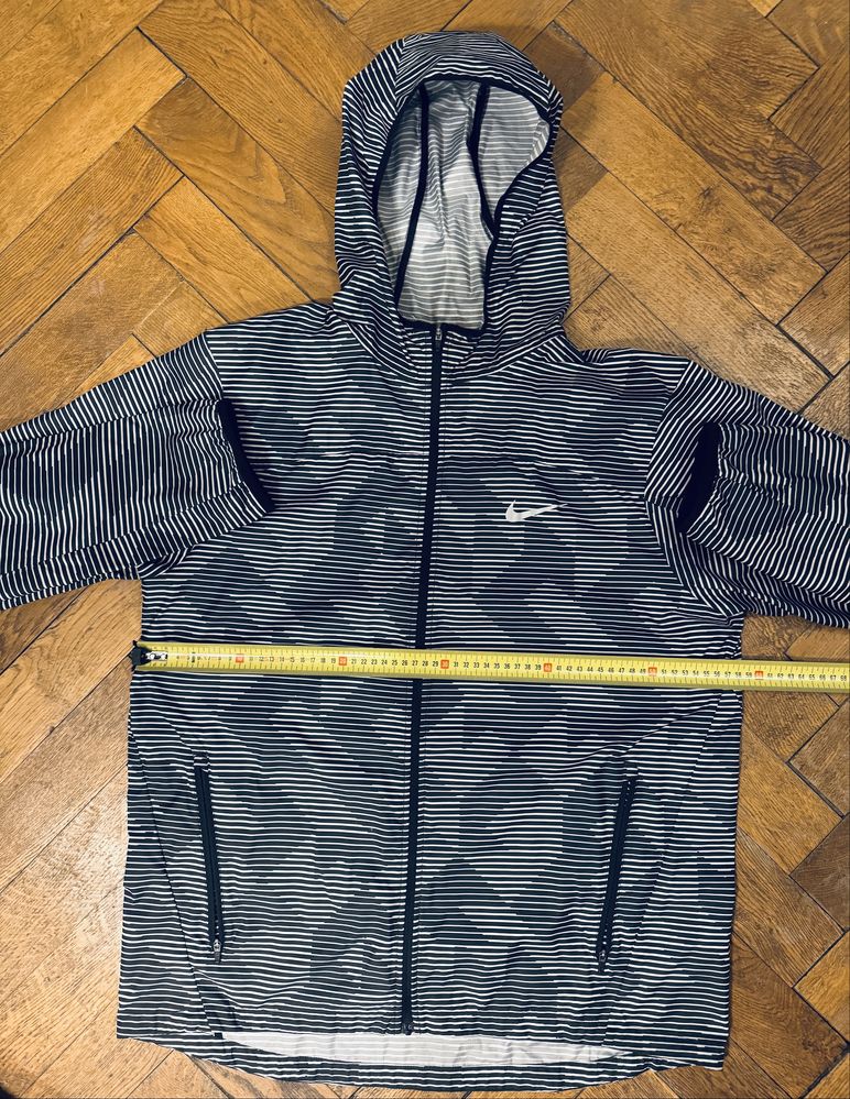 Geaca Nike Shield Runner L
