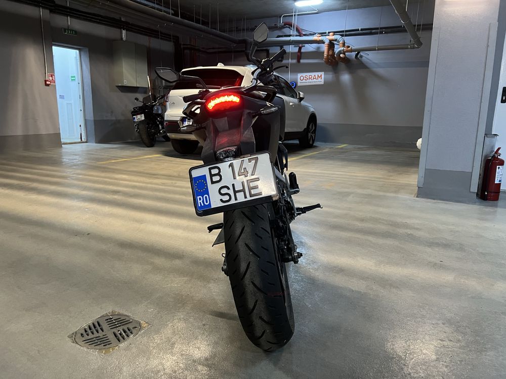Motocicleta KTM Duke 125cc A1 16 ani