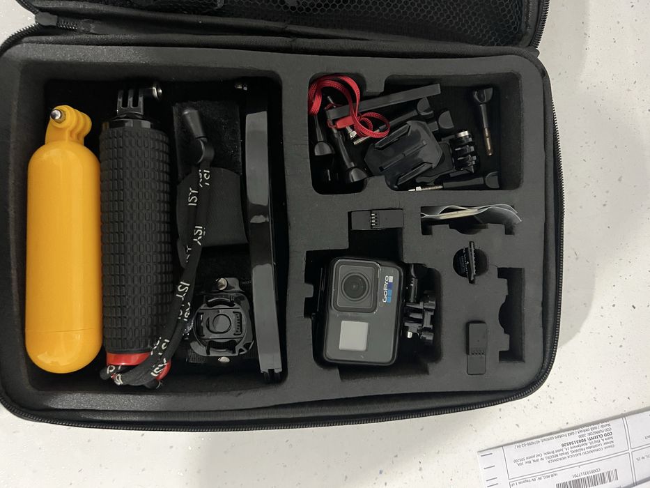 GoPro hero 6 cu accesori