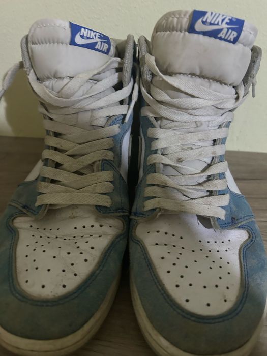 Jordan 1 Hyper Royal