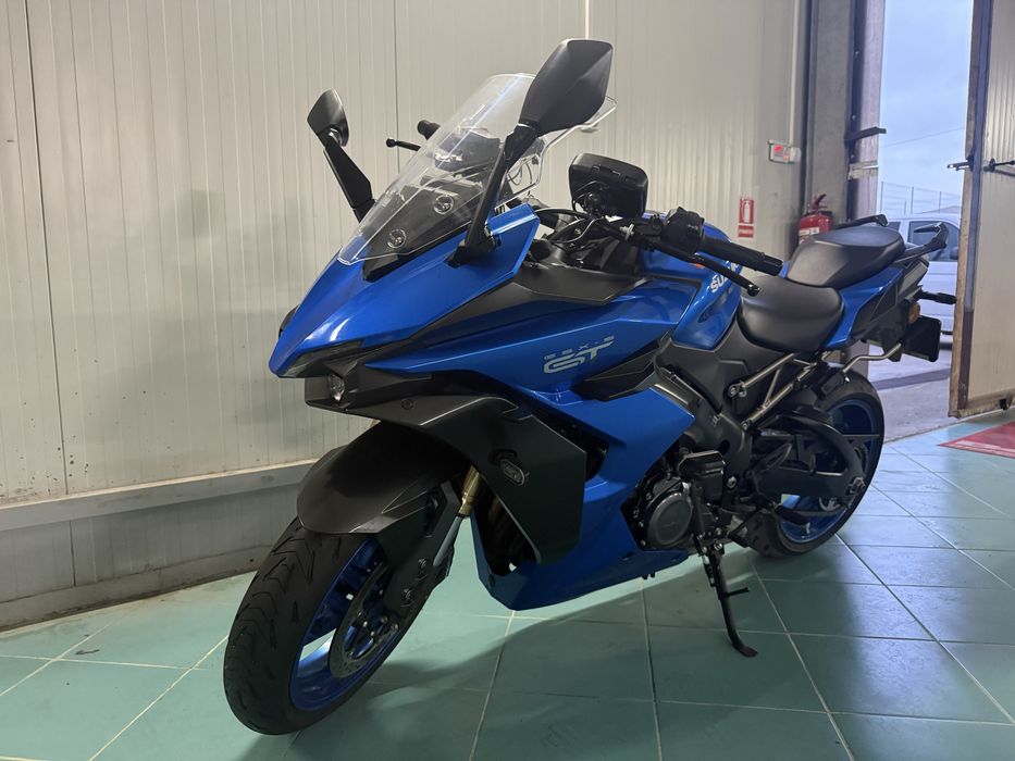 Suzuki Gsxs 1000 GT