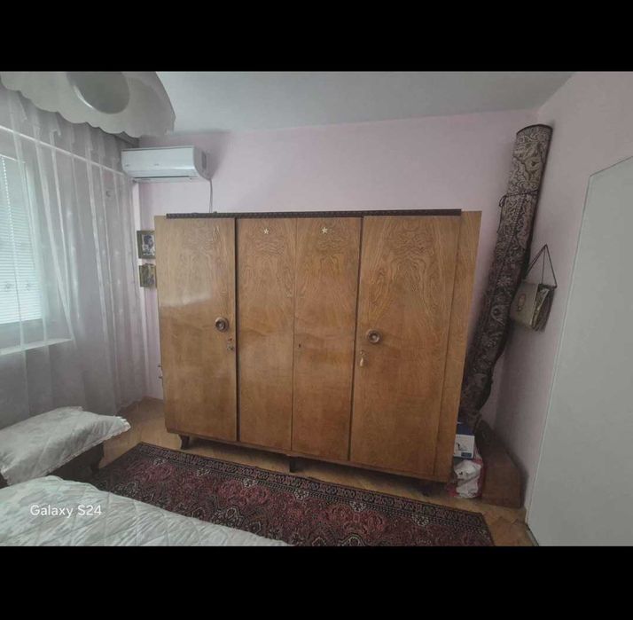 Подарявам секция + спалня