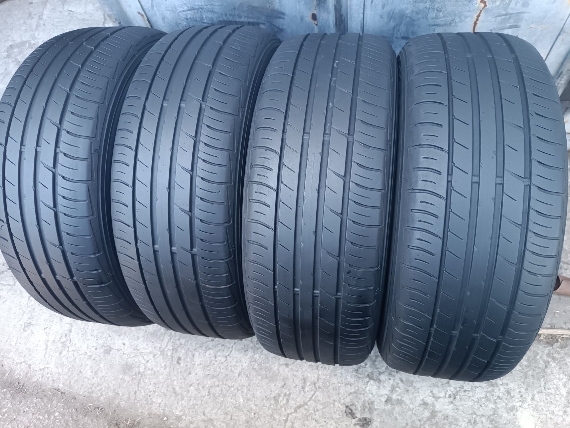 215/60/16 Falken .