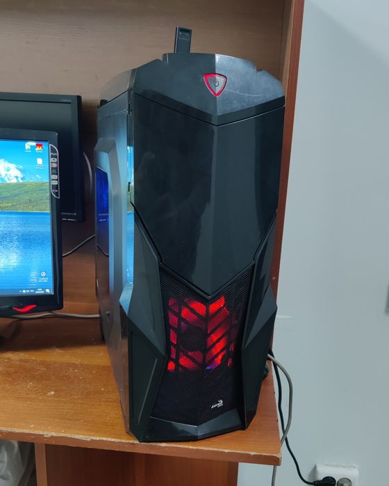Компьютер Core i5/16GB DDR4/SSD256GB/LG Монитор 22" FHD в хорошем сост