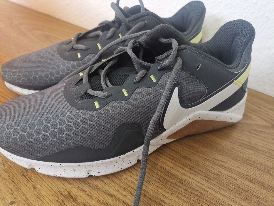 Pantofi Nike 42 27cm barbati stare nou