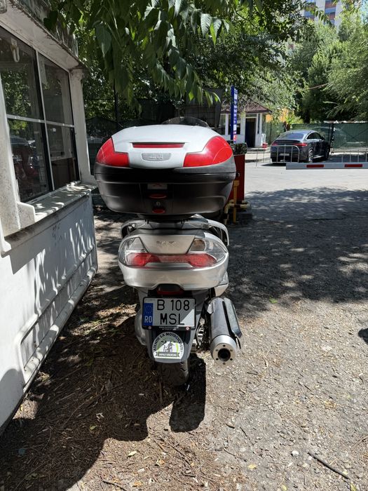 Suzuki Burgman 400