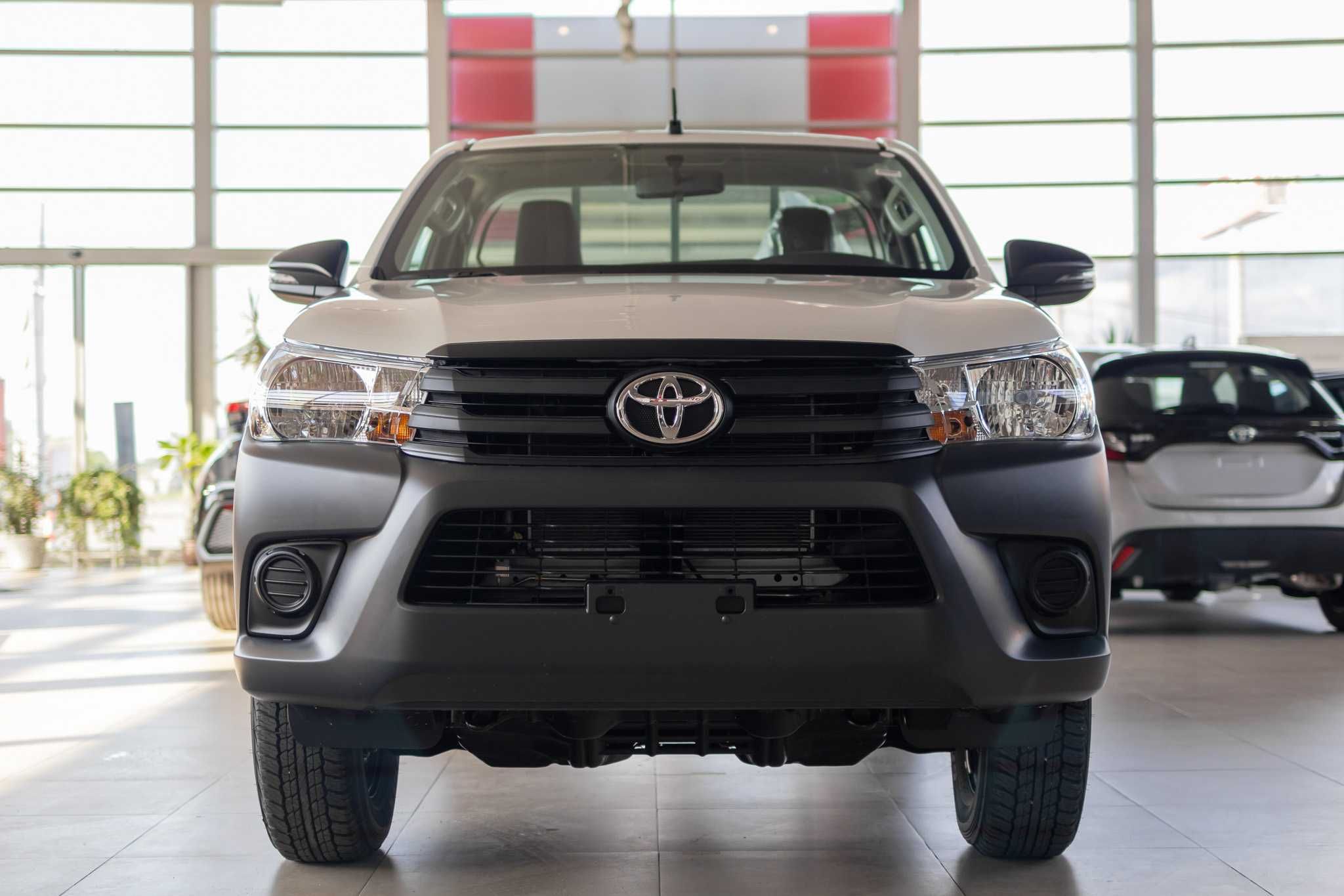 Toyota Hilux Simpla cabina 0 km