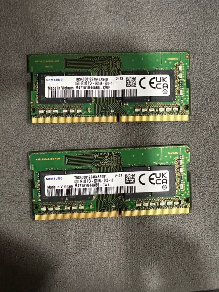 Продам оперативную память Samsung SO-DIMM DDR4