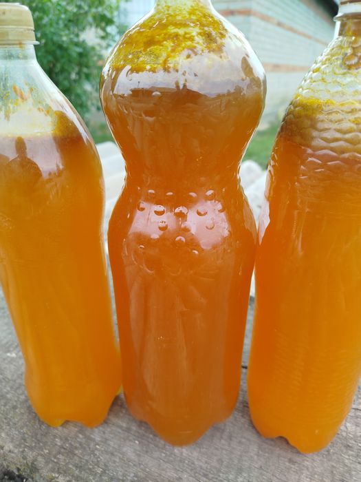 Медовуха. Состоит из перги,  меда , забруса . Цена за литр 1000т