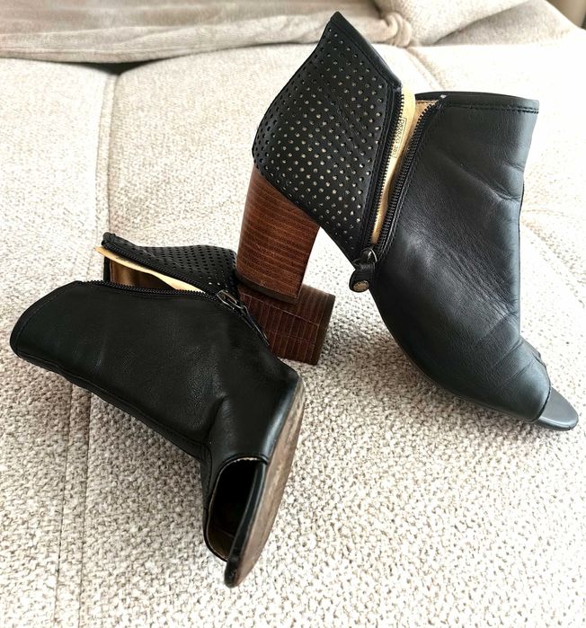 Botine din piele, marca Geox, marime 38 1/2