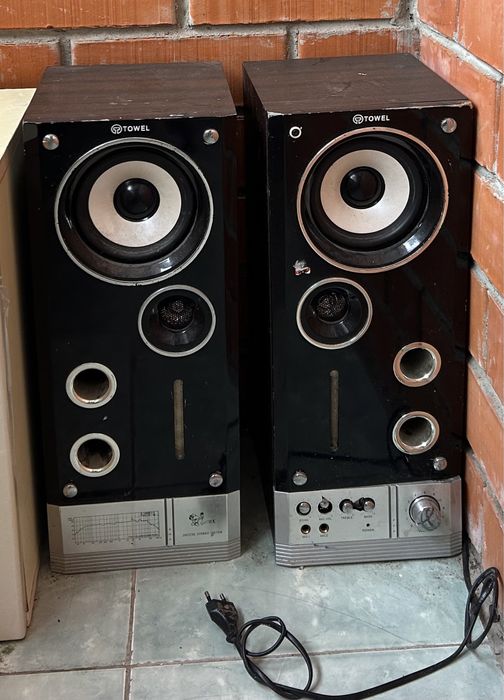 Акустические колонки Towel