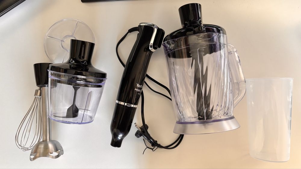 Мултифункционален уред Tefal (пасатор, миксер, чопър и други)