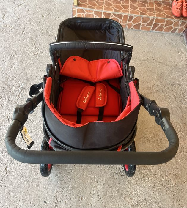 Коляска почти новая в отличном состояние